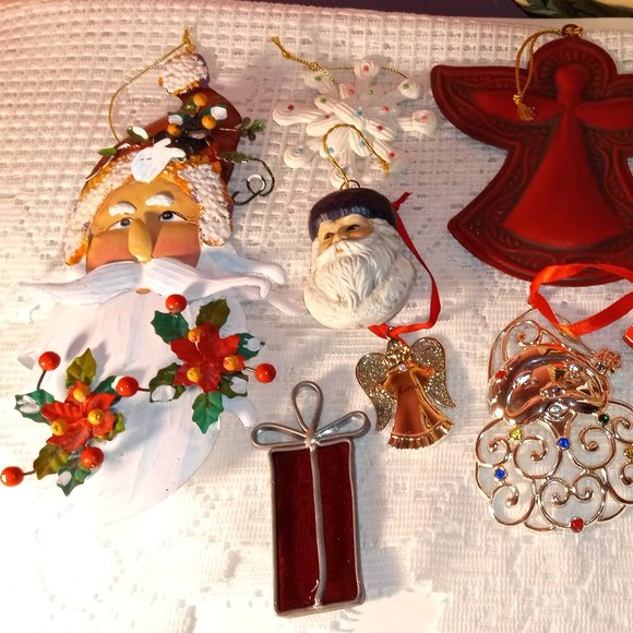 VINTAGE COLORFUL CHRISTMAS TREE ORNAMENTS, LOT OF 9 - Picture 1 of 12